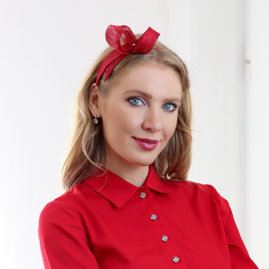 Rachel - červená mašľa na čelenke