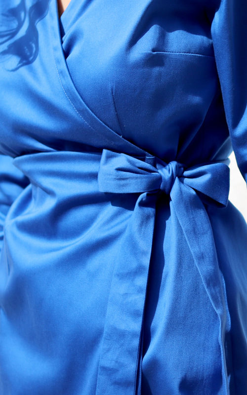 Kelly - modré zavinovacie šaty s 3/4 rukávmi 5