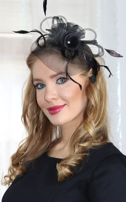 Fiona - elegantný fascinátor z krinolíny 1
