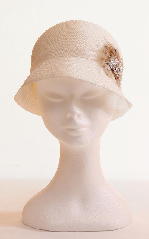 Thelma - slonovinový cloche klobúk