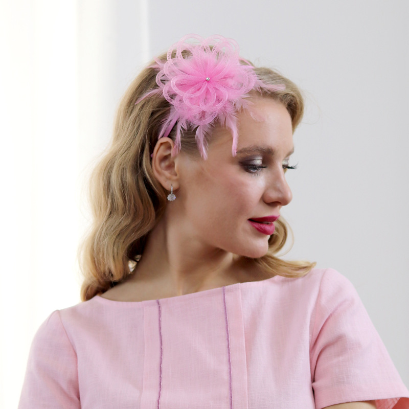 Chiara - ružový fascinátor z krinolíny a peria 1