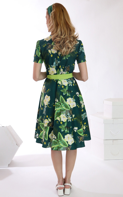 Amber - košeľové šaty s orchideami na zelenom podklade 6