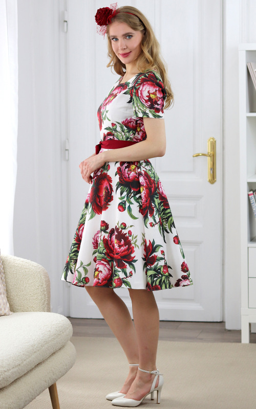 Peony - letné šaty s pivonkami na bielom podklade, autorská potlač 2