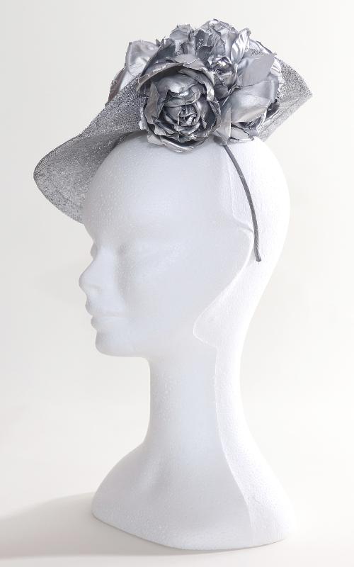 Tania - klobúčik s hodvábnymi ružami
