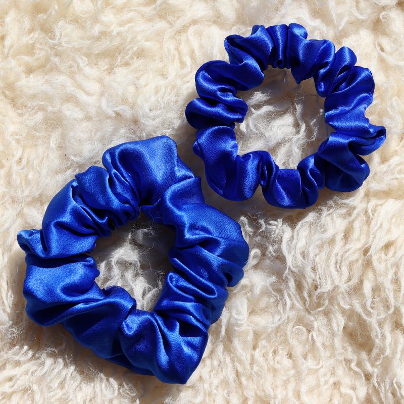 Hodvábna gumička - kobaltová modrá