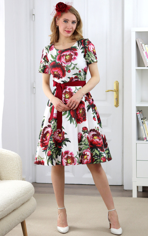 Peony - letné šaty s pivonkami na bielom podklade, autorská potlač 1