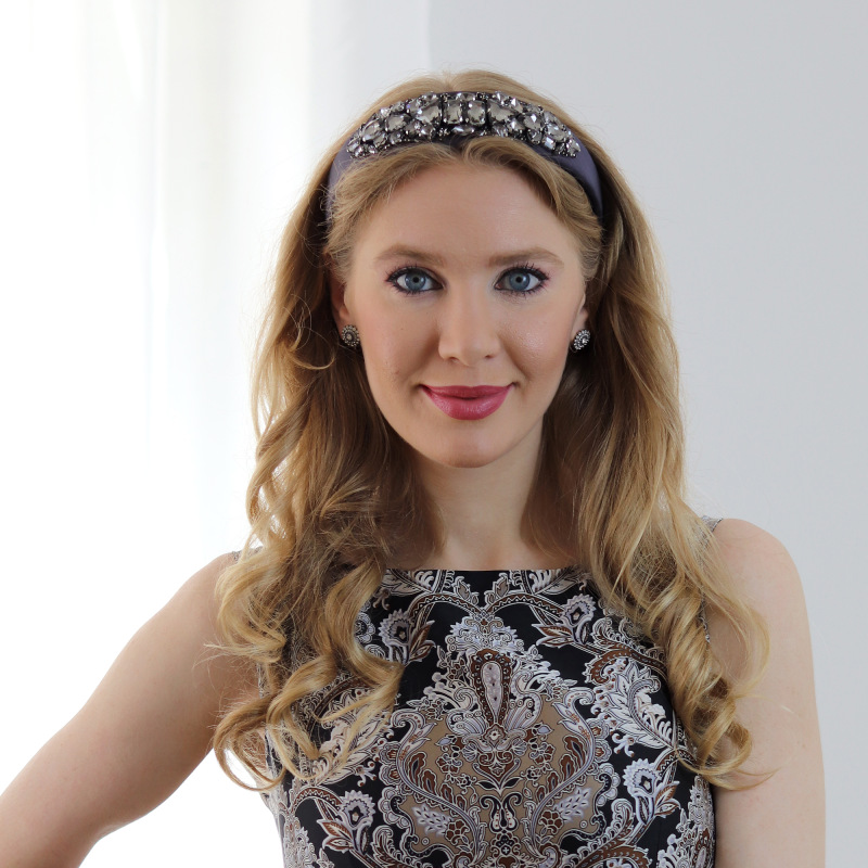 Gemma - čierna čelenka s kryštálmi 1