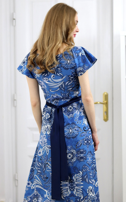 Erin - modré midi šaty s veľkým vzorom 7